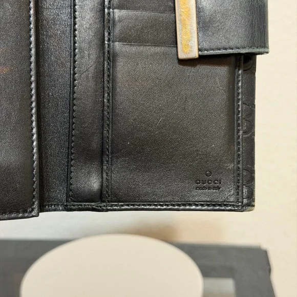 Gucci Black Embossed Leather Wallet - Picture 4 of 7